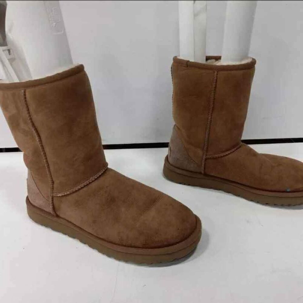 UGG Women's Brown Suede Shearling Sheepskin Boots S/N 1016223 Size 7